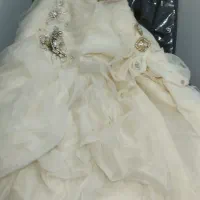 سه عدد لباس مجلسی|لباس|اسفراین, |دیوار