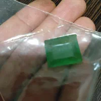 زمرد بینظیر طبیعی معدنی زامبیایی 16 قیراطی