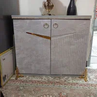 جاکفشی در حد نو با پایه طلایی|جاکفشی، کمد، دراور|خرم‌آباد, |دیوار