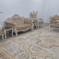 فرش و مبل فروشی