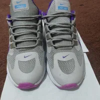 کتونی نایک سایز ۳۵ کاملا سالم