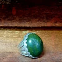 سنگ سرپانتین (شاه مقصود)کم‌نظیر پر انرژی