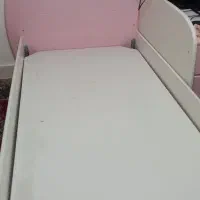 تخت و کمد و پا تختی کودک و خردسال