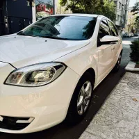 برلیانس h۳۳۰AT اتومات مدل ۹۹ موتور بزرگ ۱۶۵۰|خودرو سواری و وانت|مشهد, ملک‌آباد|دیوار