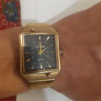 ساعت طلایی زیبا سالم بدون ایراد