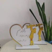 تندیس روز مادر