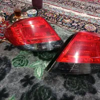 یک جفت چراغ عقب دنا در حد نوع