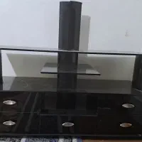 دوجفت پشتی گردویی و یک جفت پشتی قرمز  میز تلویزیون|پشتی|بیرجند, |دیوار