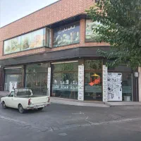 رهن-و-اجاره-یک-مغازه-سه-طبقه-300-متر-خیابان-ایران