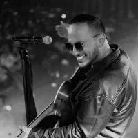 کنسرت اشوان ردیف ۳ وسط