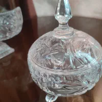قندان خورشیدی و شکلات خوری خورشیدی کریستال|کلکسیون اشیاء عتیقه|همدان, |دیوار