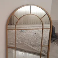 آیینه پنجره ای