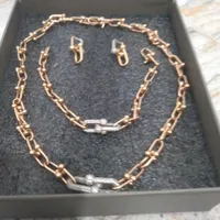 نیم ست یکی دو بار استفاده شده