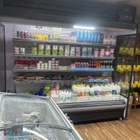 یخچال-فریزر فروشگاهی و استند حبوبات-شکلات