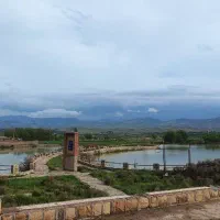 زمین-و-باغ-زعفران
