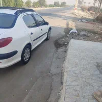 پژو ۲۰۶ صندوقدار تیپ ۵ مدلV8 سفید رنگ|خودرو سواری و وانت|اهواز, گلستان|دیوار