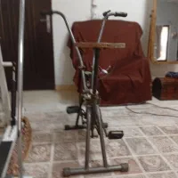 وسایل ورزشی دوچرخه ثابت ویک وسیله ی دیگه|تجهیزات ورزشی|کرمانشاه, |دیوار