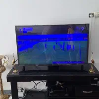 میز تلوزیون شیشه ای