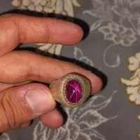 یاقوت استار