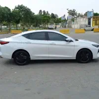 Kmc j7 مدل 1402.12.01 سالم سالم در حد نو