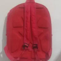 کیف مدرسه|کیف، کفش، کمربند|شیراز, کوزه گری|دیوار