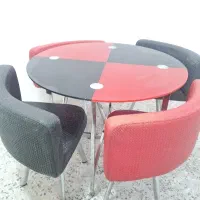 میز و صندلی ناهارخوری و مناسب کافه و بستنی فروشی