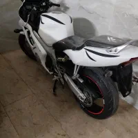 سی بی آر ۶۰۰ اف Model 2002 Honda