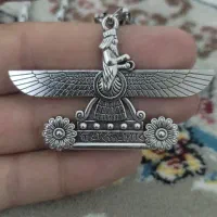 گردنبند رنگ ثابت کوروش کبیر