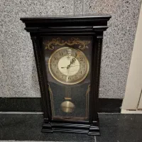 ساعت دیواری