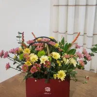 باکس گل متوسط|گل و گیاه طبیعی|تهران, امانیه|دیوار