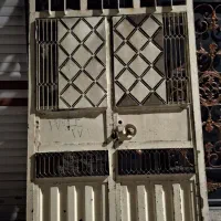 3عدد درب و حفاظ پنجره آهنی کیلویی 140 تومان