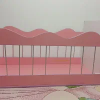 تخت خواب  بچه با تشک یک عدد تاب بچه سالم