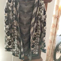 لباس بافتنی|لباس|گلبهار, شهر جدید گلبهار|دیوار