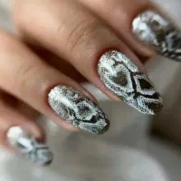 آموزش وخدمات تخصصی کاشت ناخن تضمینی