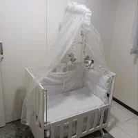 تخت خواب نوزاد|تخت و صندلی بچه|تهران, مقدم|دیوار