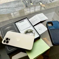 آیفون IPhone 12 Pro -گیگ ۱۲۸- سری M درحدنو و پلمپ