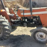 تراکتور ۸۱