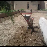 خدمات باغی کلتیواتور وگوده زنی|خدمات باغبانی و درختکاری|ابرکوه, |دیوار