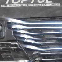 یک دست آچار کامل