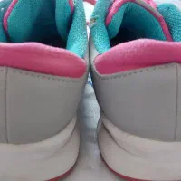 کتانی های زنانه اصل سایز ۳۸|کیف، کفش، کمربند|اندیشه, اندیشه فاز ۵|دیوار