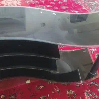 میز زیر تلویزیون