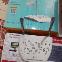 مودم وای فای و موس کیبورد بی سیم