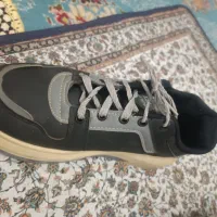 کفش سایز 39