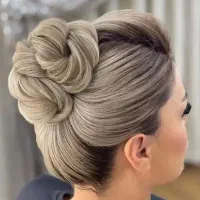 میکاپ و شنیون فقط ۵۰۰ هزار تومان