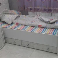تخت و کمد آپادانا
