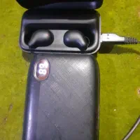 یک عددپاوربانک وایرپاددرحدنو|لوازم جانبی موبایل و تبلت|مشهد, حضرت حجت|دیوار