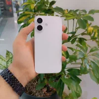 آیفون 16نرمال