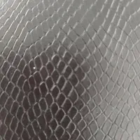 کارگر جهت کار در حرفه ی کاشی کاری