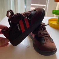 کفش و لباس بچه گانه خارجی