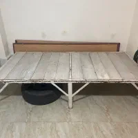 تخت بادوام‌و زیبا